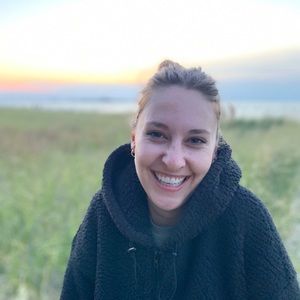 Meet your Posher, Carolyn